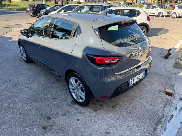 Renault Clio1.5 DCI MOSCHINO FARI FULL LED 2019 - Foto 7
