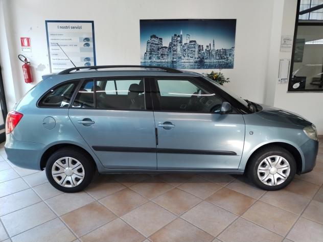 Skoda Fabia 1.4 16V 86CV Station Wagon - Foto 5