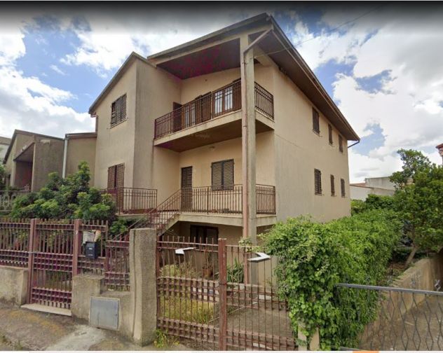 SANTADI (SU) CASA SEMINDIPENDENTE CENTRO 450mq 3 PIANI+GIARDINO CORTILE RIPOSTIG - Foto 8