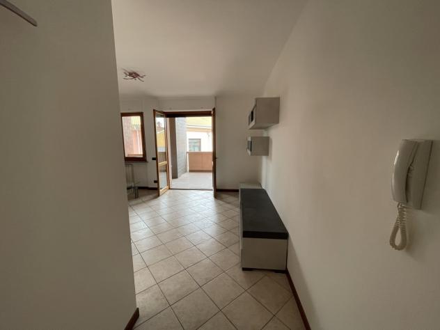 Trilocale in affitto a Novara - Foto 4