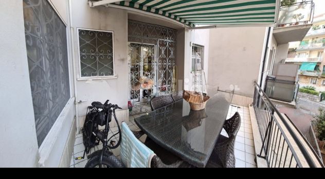 Eur Fermi quadrilocale con 2 bagni ad € 2100 - Foto 7