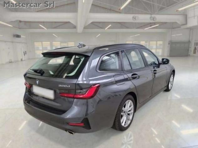 BMW 320 G21 320d Touring mhev 48V xdrive Business Advantag rif. 24083497 - Foto 2