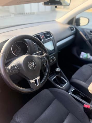 Volkswagen Golf 1.6 TDI DPF 5p. Highline - Foto 6