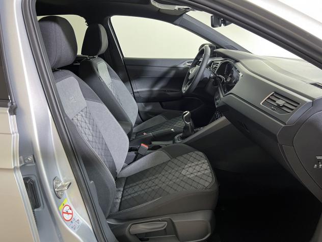 Volkswagen Taigo Taigo 1.0 tsi R-Line Plus 115cv - Foto 9