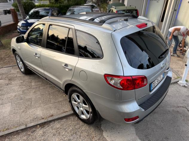 Hyundai Santa Fe 2.2 CRDi VGT Dynamic 5 p.ti - Foto 4