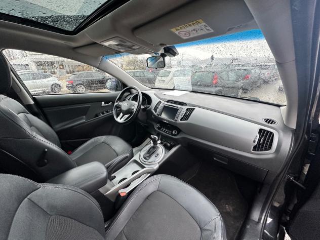 Kia Sportage 2.0 CRDI VGT 184CV AWD R Rebel - Foto 8