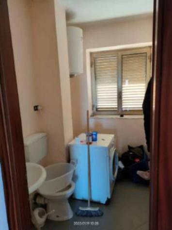 Immobile in asta di 218 m², box auto in vendita a Guardia Lombardi - Foto 6