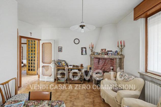 Casa indipendente di 367 m² con più di 5 locali in vendita a Tradate - Foto 12