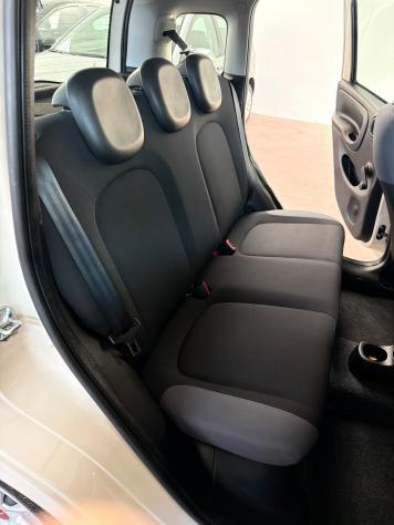 Fiat Panda 1.2 Lounge Neopatentato - Foto 10