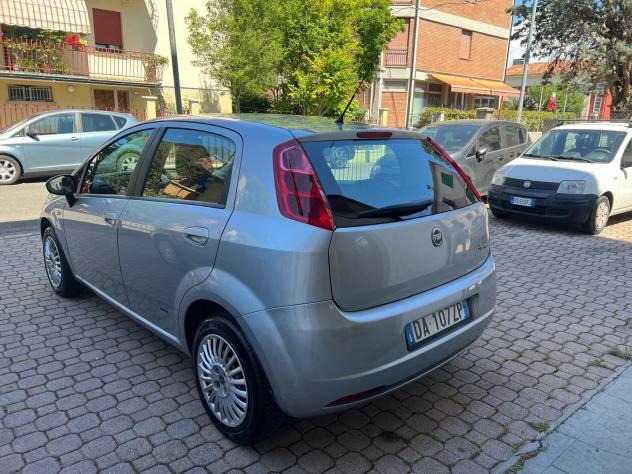 Fiat Grande Punto 1.4 OK NEOPATENTATI - Foto 9
