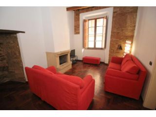 Appartamento in affitto a Siena 90 mq  Rif: 1013401