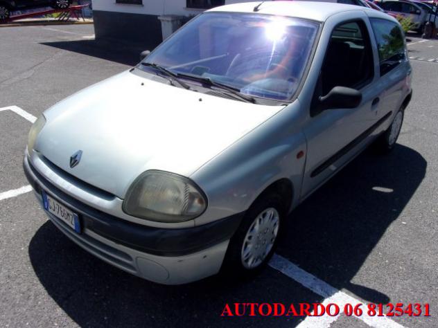 RENAULT Clio 1.1i cat 3 porte UP Aria rif. 24034552