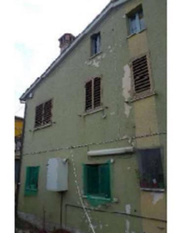Immobile in asta di 188 m², box auto in vendita a Ripe San Ginesio - Foto 3