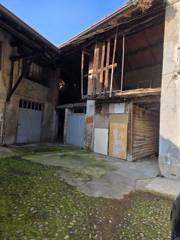 VAPRIO D'ADDA RUSTICI ADIBITI A MAGAZZINO - Foto 7