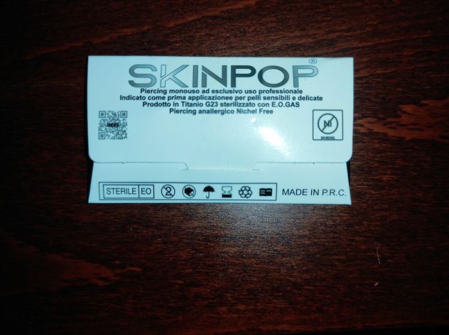 Piercing barbell in Titanio G-23 sterili - filettatura interna 1.2-12-3 Skinpop - Foto 4