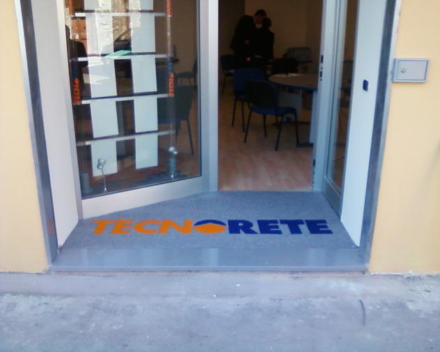 ZERBINI e TAPPETI PERSONALIZZATI - Foto 8