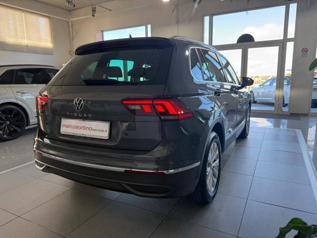 Volkswagen Tiguan 2.0 TDI 150 CV SCR DSG Life - Foto 8