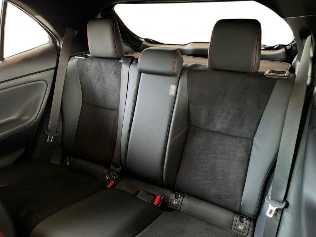 Toyota Yaris Cross 1.5H (130 CV) GR Sport E-CVT - Foto 10