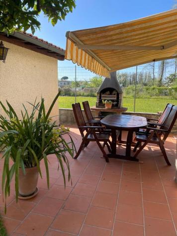 Casa singola in vendita a Marina di Massa - Massa 100 mq Rif: 964476