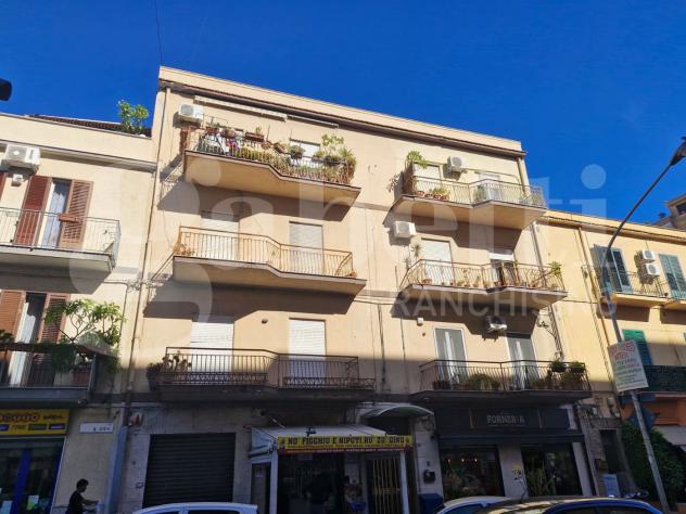 Negozio - Palermo . Rif.: Cod. 61/25VCG