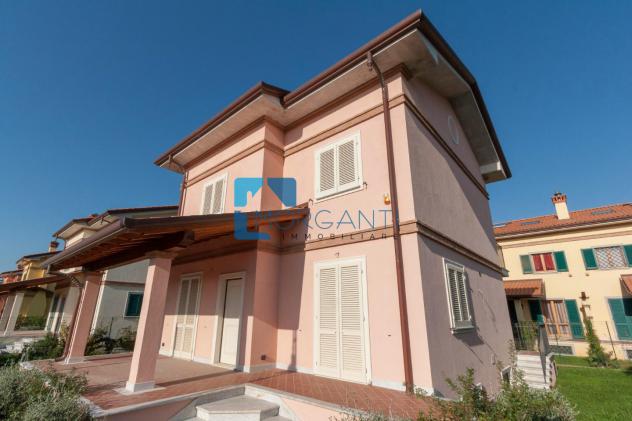 Villa in vendita a Querceta - Seravezza 170 mq Rif: 864610 - Foto 2
