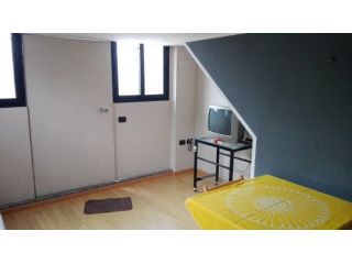 Affittasi grazioso monolocale arredato di circa 27 mq, via San Leonardo Salerno