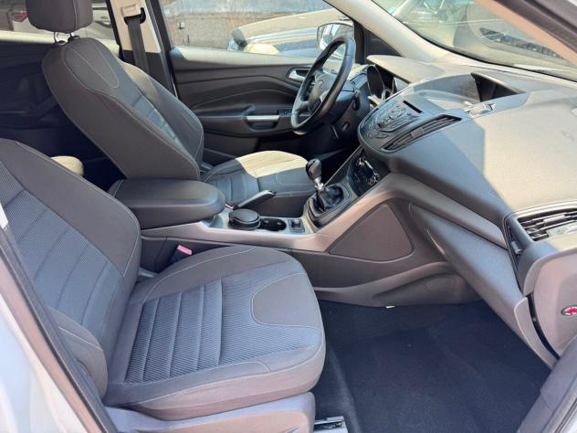 Ford Kuga 2.0 TDCI 140 CV 2WD Titanium - Foto 10