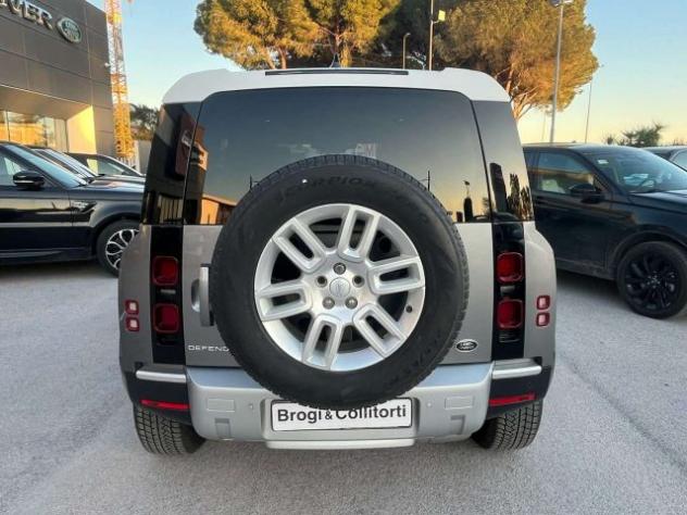 LAND ROVER Defender VII 2020 110 110 3.0d i6 mhev SE awd 250cv auto rif. 23809559 - Foto 4