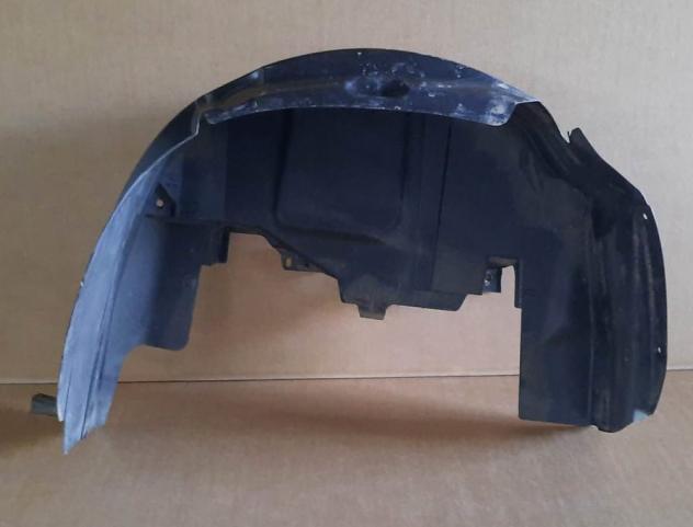 PARASASSI INT. PASSARUOTA POST. S. 52121794  Carrozzeria  Lamierati esterni  Fiancate  Parasassi pass FIAT - PANDA - 01-01-2012 -, FIAT - PANDA Van -