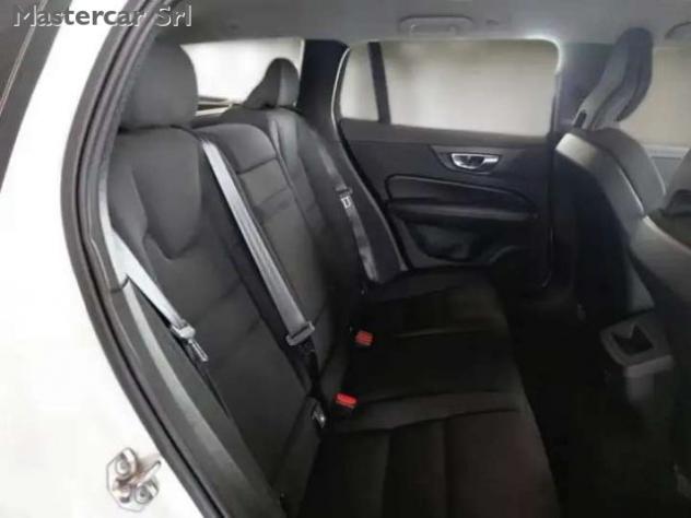 VOLVO V60 V60 2.0 b4 Momentum Business Pro auto - GG115ZL rif. 24166184 - Foto 10