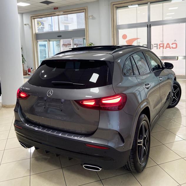 Mercedes-benz GLA 200d AMG Line Premium | tetto apribile|night edition - Foto 4