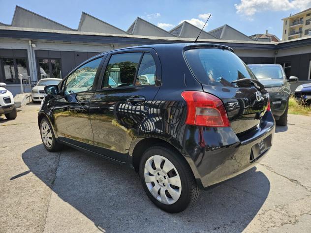 Toyota Yaris Yaris 5p 1.0 Sol - Foto 5