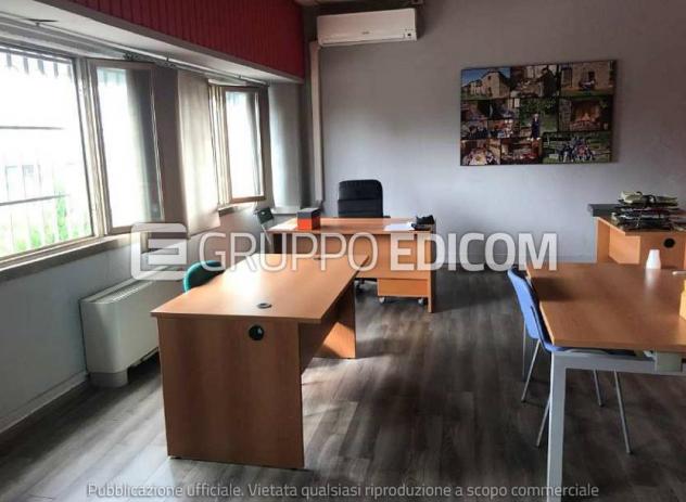 Magazzini e locali di deposito in vendita a Rodano - Rif. 3556436
