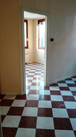 Affittasi ufficio molto luminoso - Foto 6