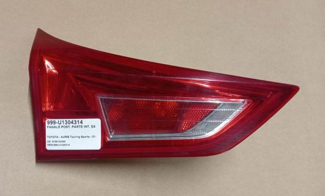 FANALE POST. PARTE INT. SX 999-U1304314 Parti elettriche  Fanaleria  Fanali  Fanale post. sx. TOYOTA - AURIS Touring Sports - 01-11-2013 - 01-06-2015
