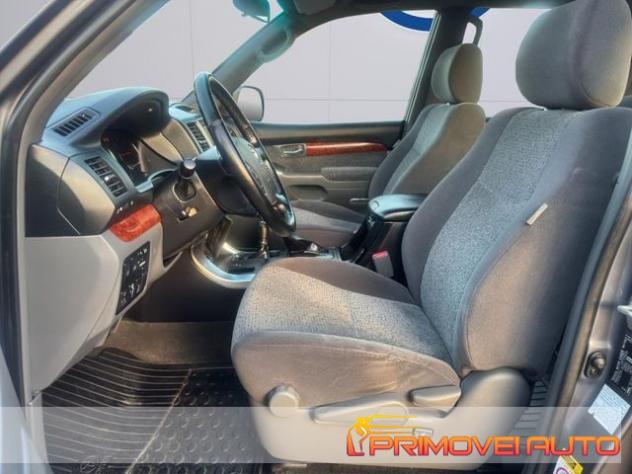 TOYOTA Land Cruiser 3.0 D-4D 16V cat 5 porte aut. rif. 23220249 - Foto 2