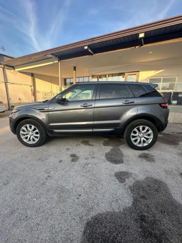 Land Rover Range Evoque 2.0 TD4 150 CV 5p. SE Dynamic - Foto 9