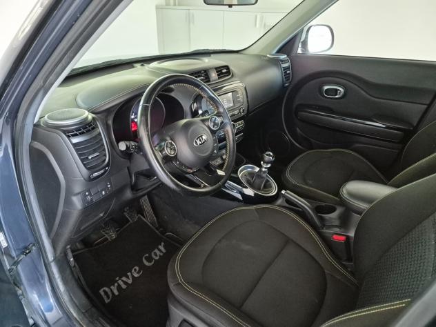 Kia Soul 1.6 CRDI YOUR 136CV LED C.17 CLIMA AUTO BLUETOOTH CRUISE CONTROL VETRI PRIVACY - Foto 8