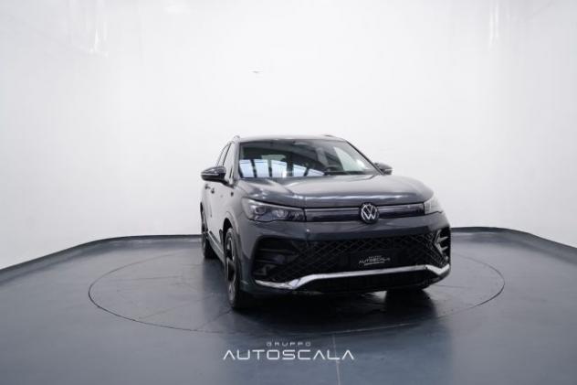 VOLKSWAGEN Tiguan 2.0 TDI 150cv DSG R-Line rif. 23395963 - Foto 8