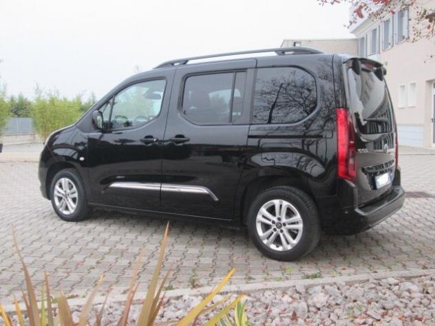 Toyota Proace City Verso 1.2 110 CV S&S L1 Lounge - Foto 4