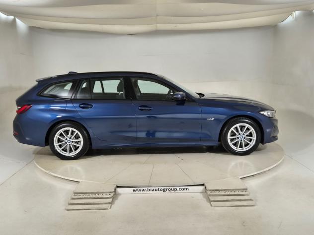 BMW Serie 3 G21 2022 Touring 320e Touring auto - Foto 6