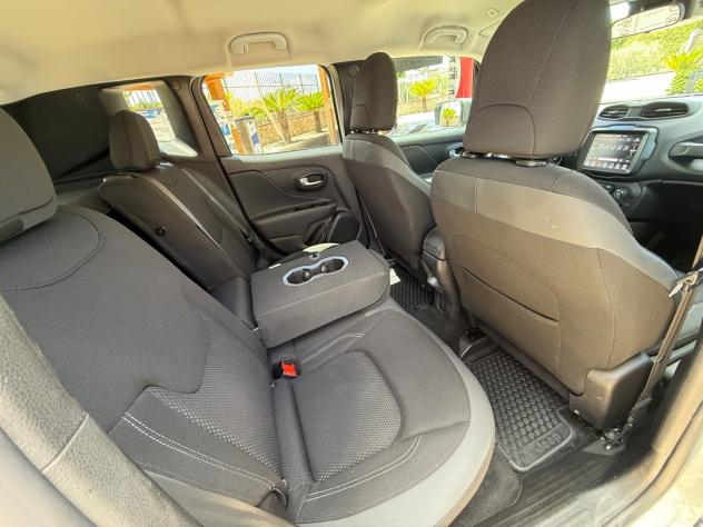 Jeep Renegade 1.3 T4 190CV PHEV 4xe AT6 Limited - Foto 8