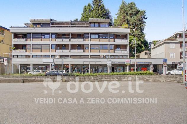 Appartamento di 170 m² con 3 locali e box auto in vendita a Lavena Ponte Tresa - Foto 2