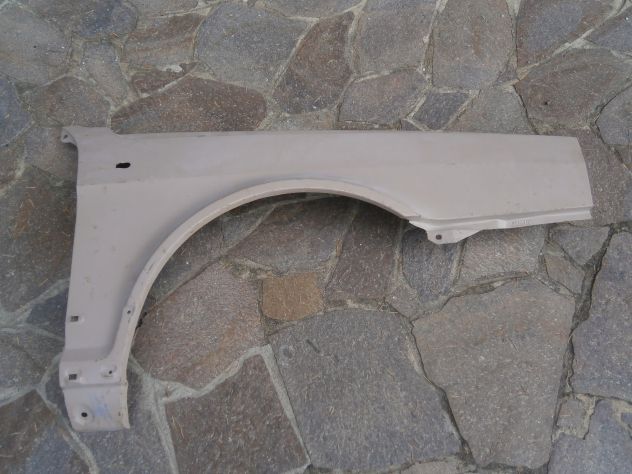 Parafango anteriore Fiat Regata 70 85 100 TD ANTERIORE DESTRO (PASSEGGERO)