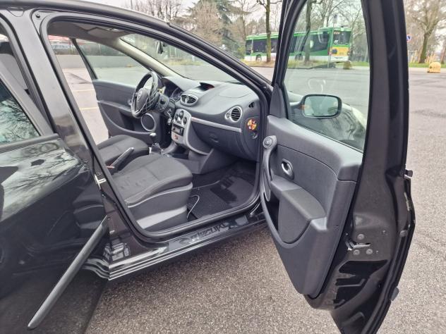 Renault Clio 1.2 16V TCE 100CV 5 porte Le Iene - Foto 10