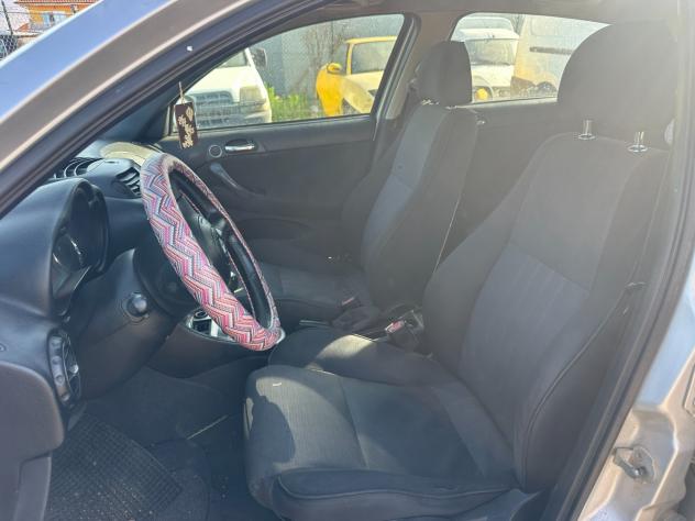 Alfa Romeo 147 1.9 JTD 5 Porte - Foto 5