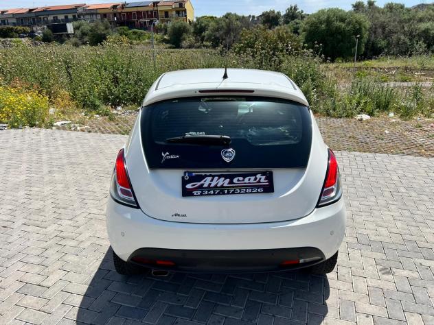 Lancia Ypsilon 1.3MLJT PLATINO NUOVA 2014 - Foto 6
