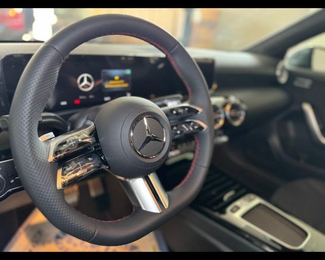 Mercedes-Benz Classe A (W177) A 200 d Automatic AMG Line Premium - Foto 6