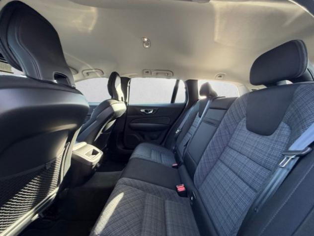 VOLVO V60 B4 (d) Geartronic Momentum Business rif. 23504113 - Foto 9