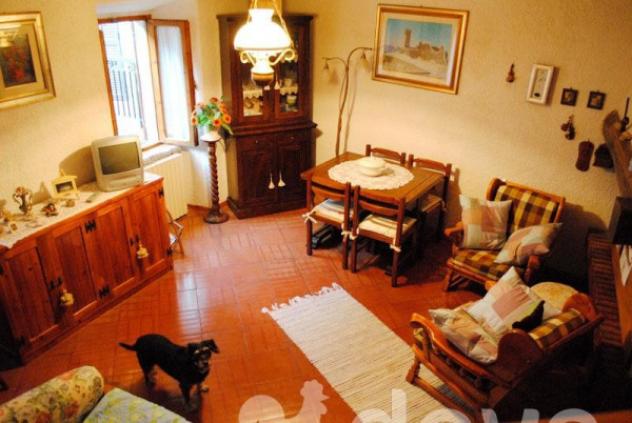 Casa indipendente di 160 m² con 5 locali in vendita a Radicofani